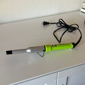 BEDHEAD TIGI Hair Styling Curling Wand Lime Green BH342